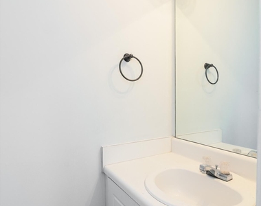 108 Watercress Court - Photo Thumbnail 12
