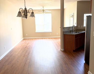 11315 Michelle Way - Photo Thumbnail 2