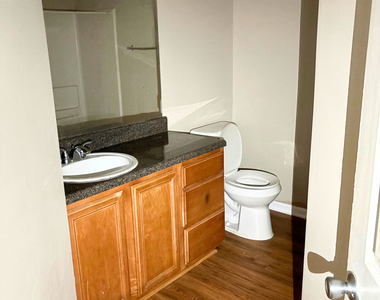 11315 Michelle Way - Photo Thumbnail 10
