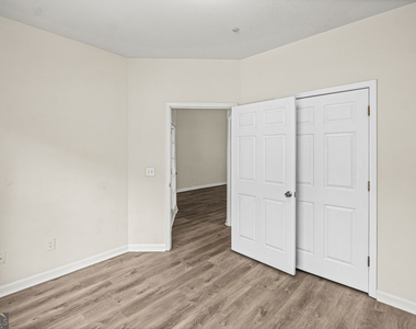 8806 Fairview Bluff Road - Photo Thumbnail 15