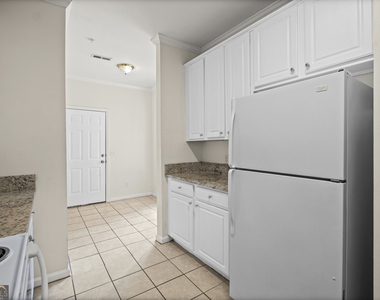 8806 Fairview Bluff Road - Photo Thumbnail 5
