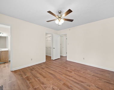1358 Hardy Circle - Photo Thumbnail 16