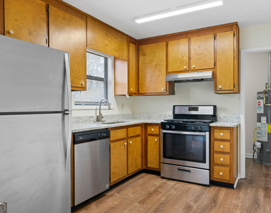 1358 Hardy Circle - Photo Thumbnail 9