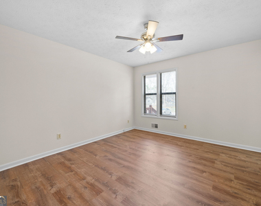 1358 Hardy Circle - Photo Thumbnail 15