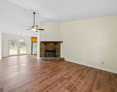 1358 Hardy Circle - Photo Thumbnail 3