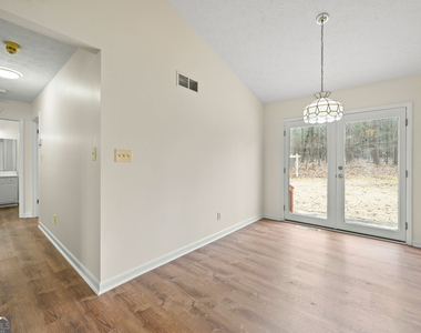 1358 Hardy Circle - Photo Thumbnail 6
