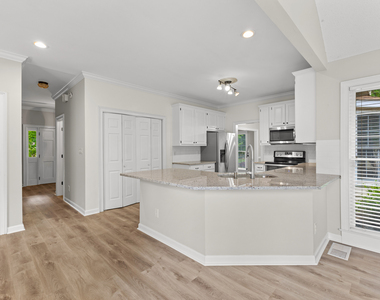 63 Audubon Place - Photo Thumbnail 23