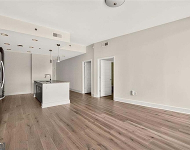 1080 Peachtree Street Ne - Photo Thumbnail 22