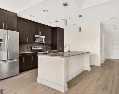 1080 Peachtree Street Ne - Photo Thumbnail 24