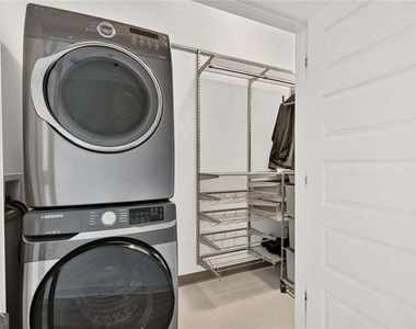 1080 Peachtree Street Ne - Photo Thumbnail 25