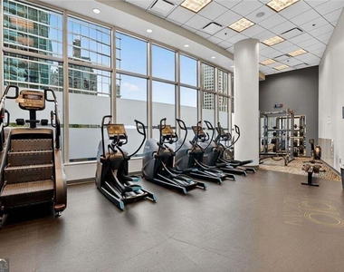 1080 Peachtree Street Ne - Photo Thumbnail 37