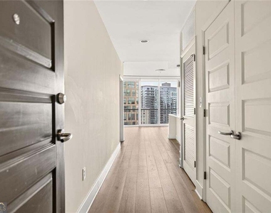 1080 Peachtree Street Ne - Photo Thumbnail 26