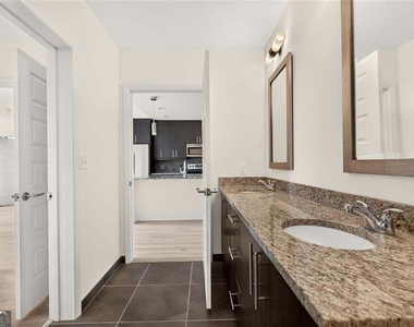 1080 Peachtree Street Ne - Photo Thumbnail 6