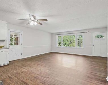 107 Pinecrest Circle - Photo Thumbnail 29