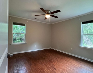 3048 Woodham Way Se - Photo Thumbnail 14