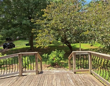 3048 Woodham Way Se - Photo Thumbnail 2