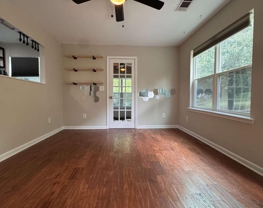 3048 Woodham Way Se - Photo Thumbnail 4