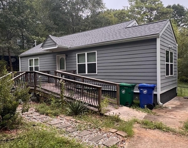 3048 Woodham Way Se - Photo Thumbnail 1