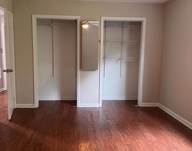 3048 Woodham Way Se - Photo Thumbnail 10