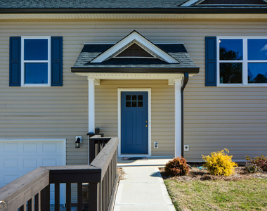 1816 Jessica Way - Photo Thumbnail 3