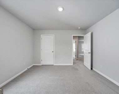 167 Fernbrook Trail - Photo Thumbnail 30
