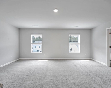 167 Fernbrook Trail - Photo Thumbnail 24