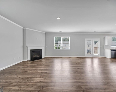 167 Fernbrook Trail - Photo Thumbnail 13