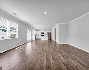 167 Fernbrook Trail - Photo Thumbnail 12