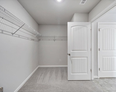 167 Fernbrook Trail - Photo Thumbnail 28