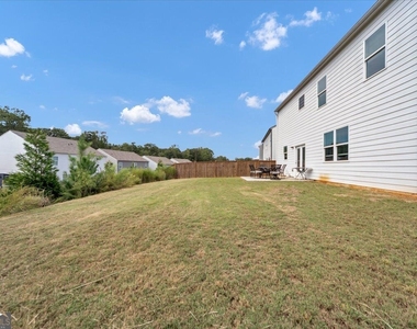 167 Fernbrook Trail - Photo Thumbnail 40