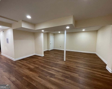 2106 Pawnee Drive Se - Photo Thumbnail 15