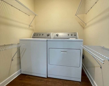2106 Pawnee Drive Se - Photo Thumbnail 17