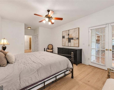 3071 Lenox Road Ne - Photo Thumbnail 15