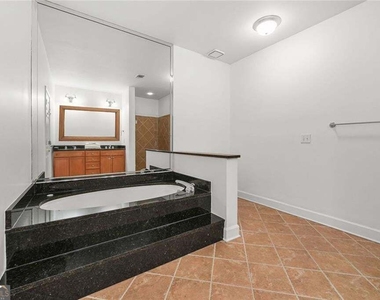 3071 Lenox Road Ne - Photo Thumbnail 18