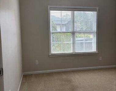 15 Covington Terrace - Photo Thumbnail 19