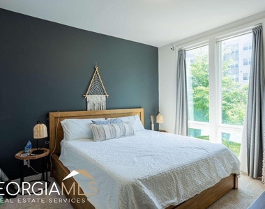 452 Latta Street Ne - Photo Thumbnail 6