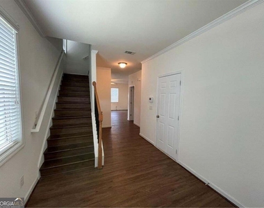 441 Fern Bay Drive Sw - Photo Thumbnail 2
