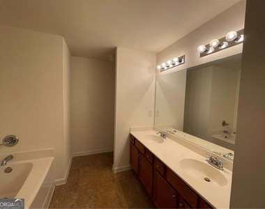 441 Fern Bay Drive Sw - Photo Thumbnail 11