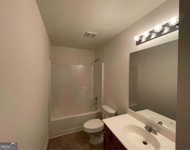 441 Fern Bay Drive Sw - Photo Thumbnail 9