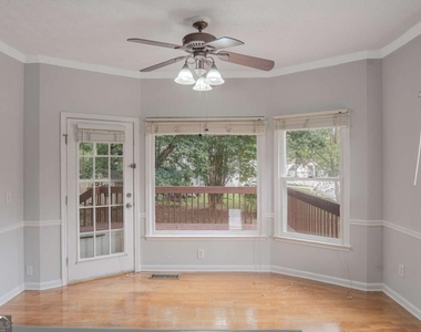 722 Thornapple Trail - Photo Thumbnail 1