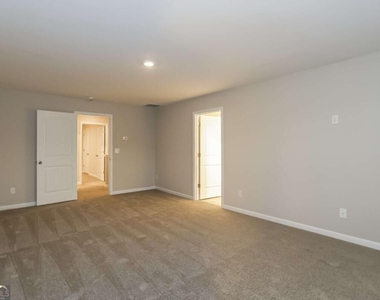 143 Cool Creek Court - Photo Thumbnail 7