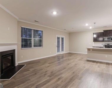 143 Cool Creek Court - Photo Thumbnail 4