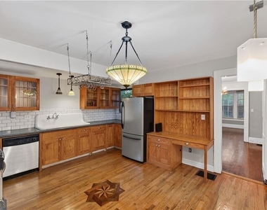 940 Burns Drive Sw - Photo Thumbnail 13