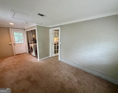 4096 Adrian Street - Photo Thumbnail 8