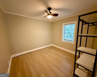 4096 Adrian Street - Photo Thumbnail 14