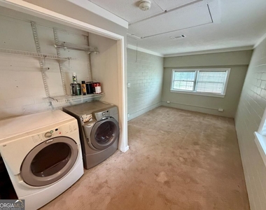 4096 Adrian Street - Photo Thumbnail 9