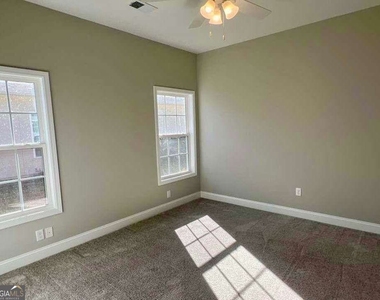 118 The Villas Way - Photo Thumbnail 16