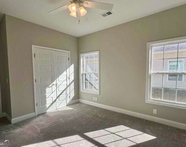 118 The Villas Way - Photo Thumbnail 15