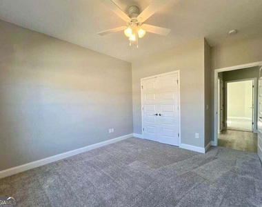 118 The Villas Way - Photo Thumbnail 20