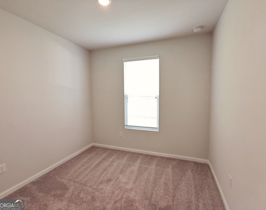 154 Green Love Lane - Photo Thumbnail 18